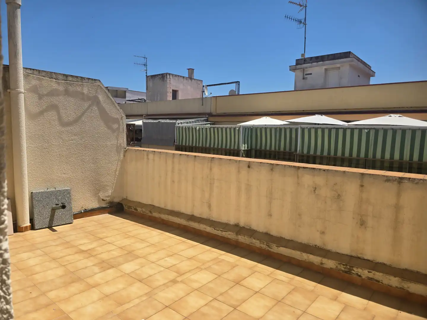 Terraza de Ático en venta en Vilanova i la Geltrú con Terraza