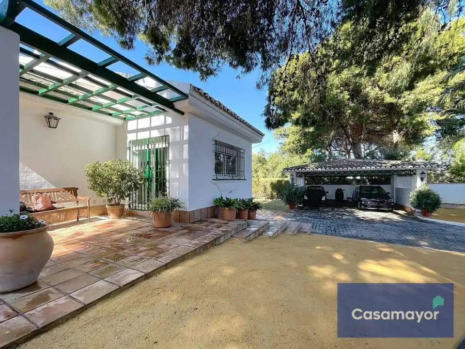 Vista exterior de Casa o xalet en venda en Alicante / Alacant amb Calefacció, Jardí privat i Terrassa