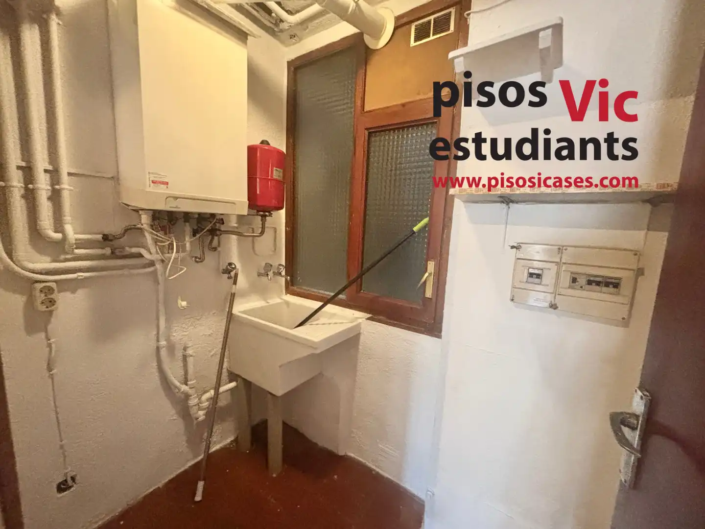 Flat for rent in Vic  with Heating, Furnished and Oven