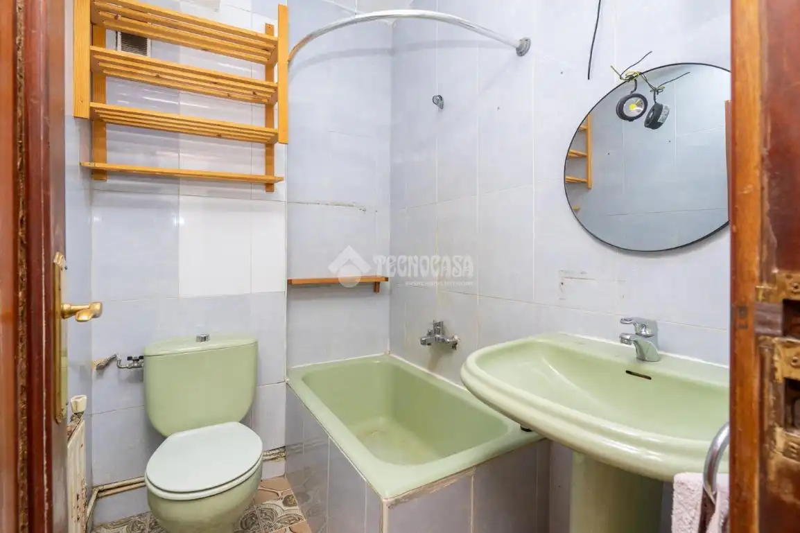 Badezimmer von Wohnung zum Verkauf in Madrid mit Heizung und Terrasse