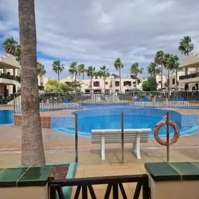 Piscina de Dúplex en venta en Arona con Aire acondicionado, Terraza y Amueblado