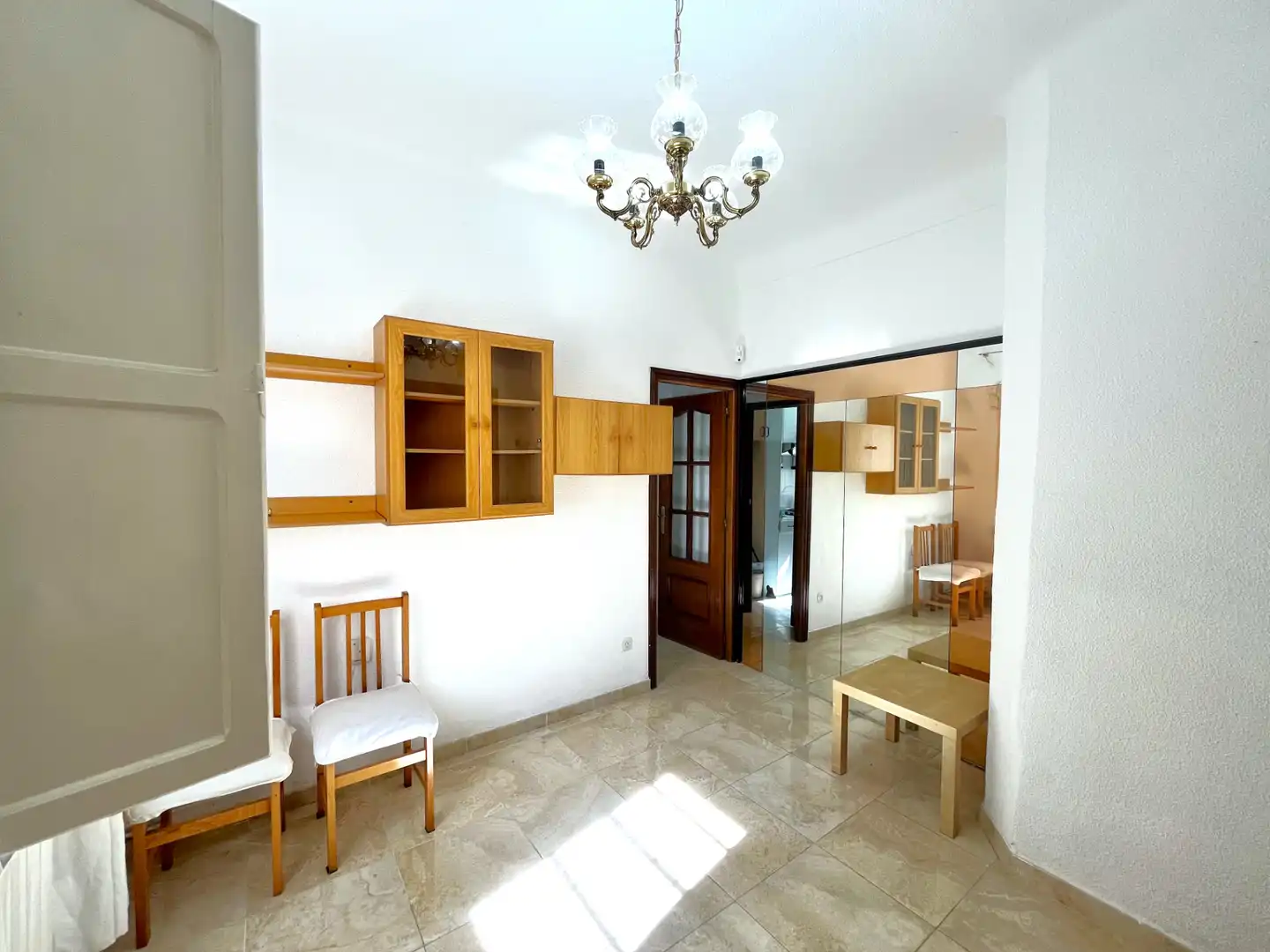 Sala de estar de Piso en venta en Madrid con Calefacción, Amueblado y Alarma