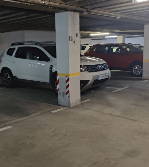 Foto 2 von Garage zur Miete in Calle Ángel de Los Ríos, 8, Reinosa, Cantabria