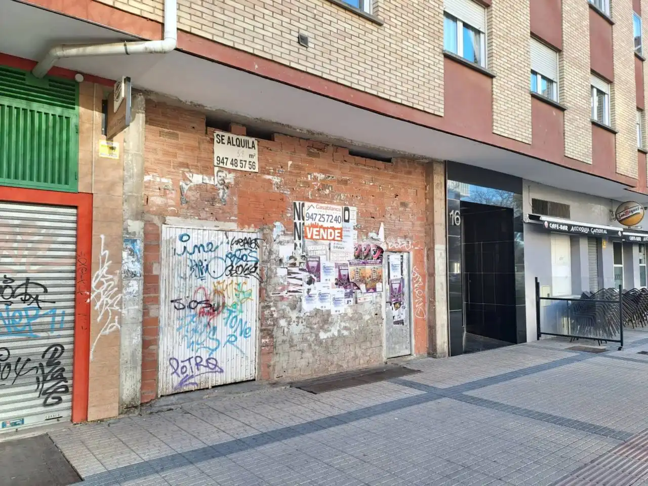 Local comercial en venda a Plaza Roma, imagen 2