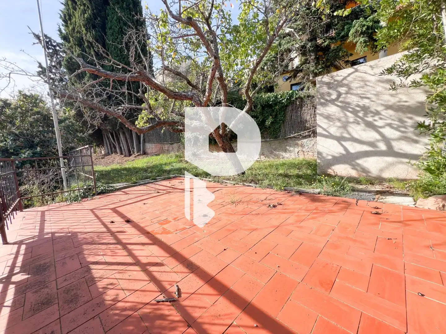 Jardí de Casa o xalet en venda en Vallirana amb Calefacció, Jardí privat i Terrassa