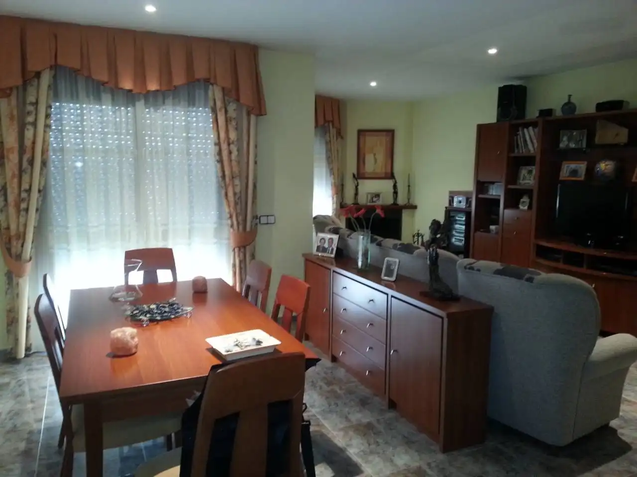 Menjador de Casa o xalet en venda en Subirats amb Terrassa, Traster i Moblat
