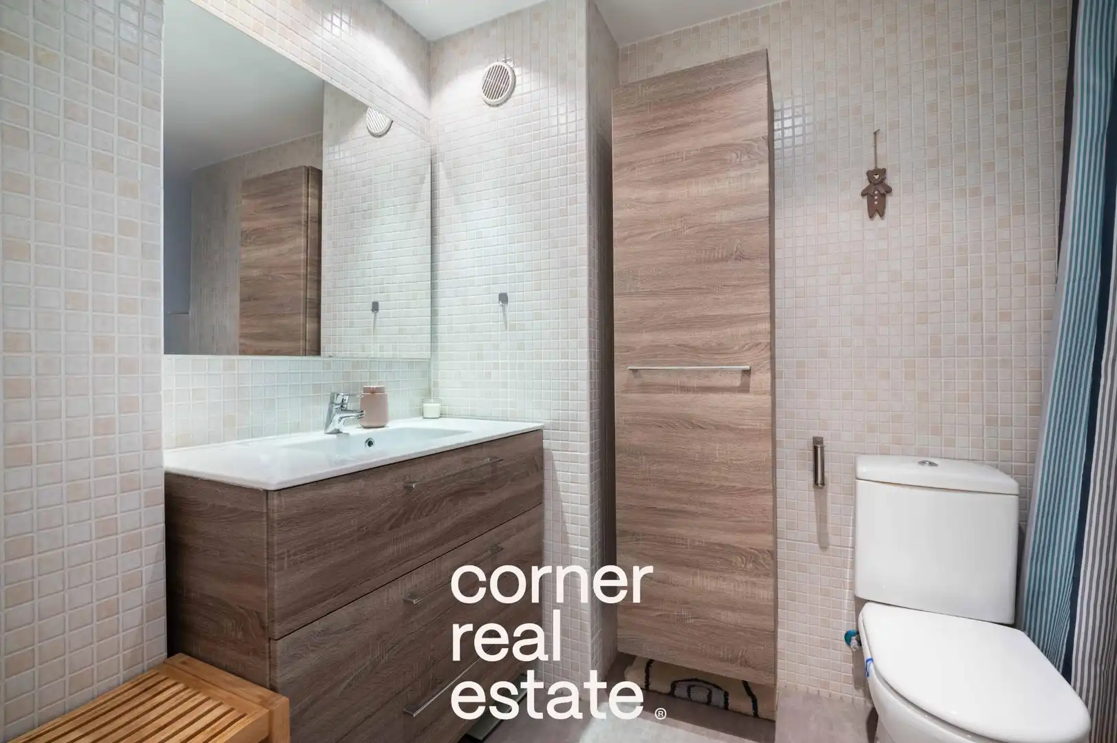 Bathroom of Ground floor for sale in Sant Cugat del Vallès  with Heating, Parquet flooring and Terrace