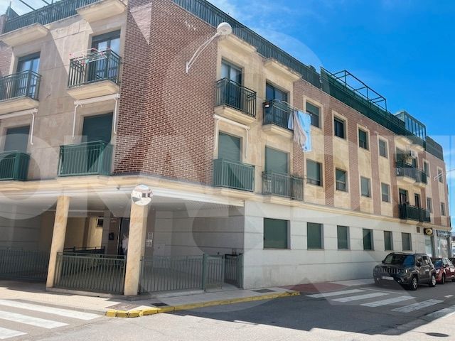 Exterior view of Flat for sale in Castellanos de Moriscos  with Heating, Parquet flooring and Furnished
