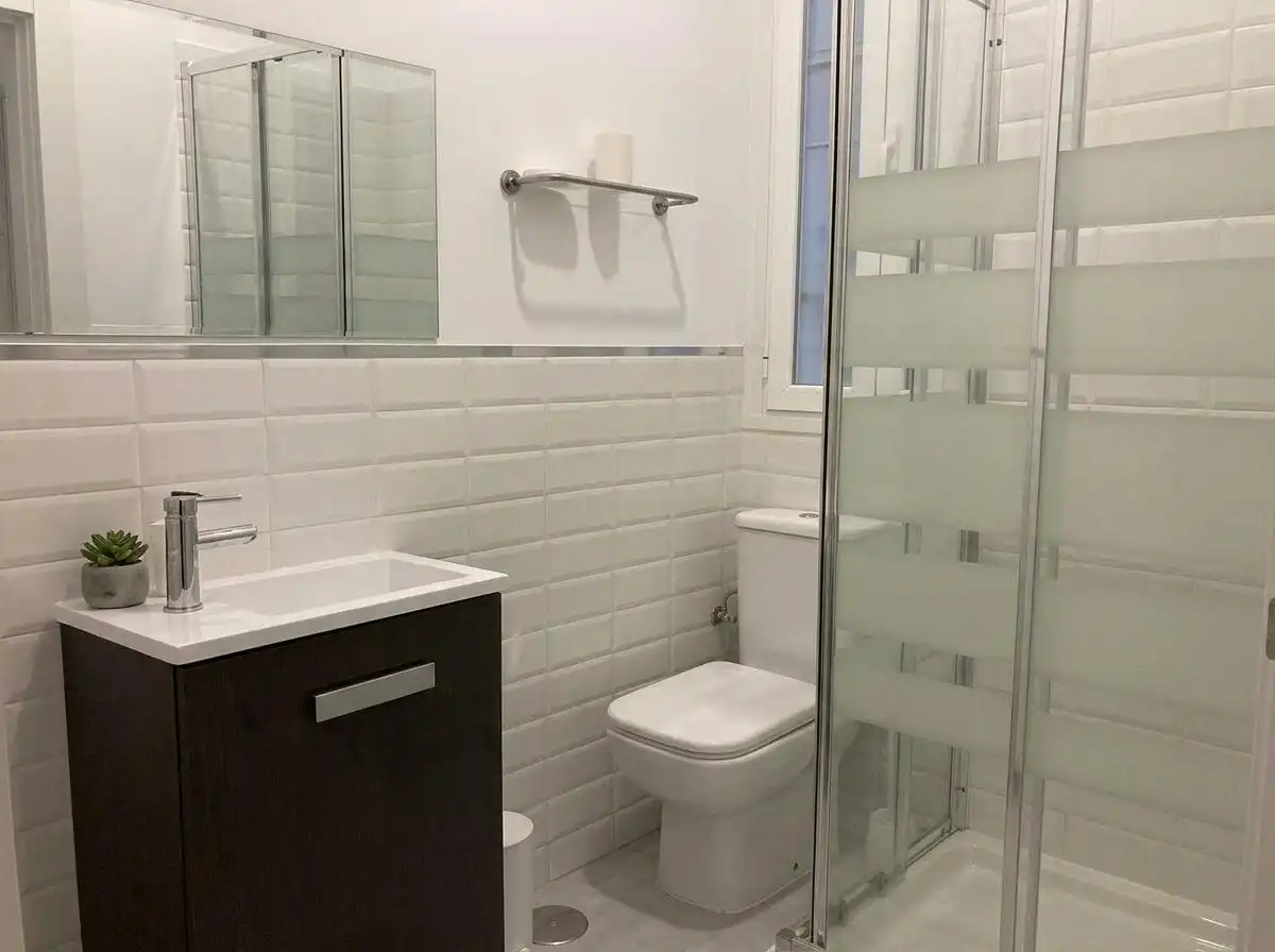 Baño de Planta baja en venta en Madrid con Calefacción