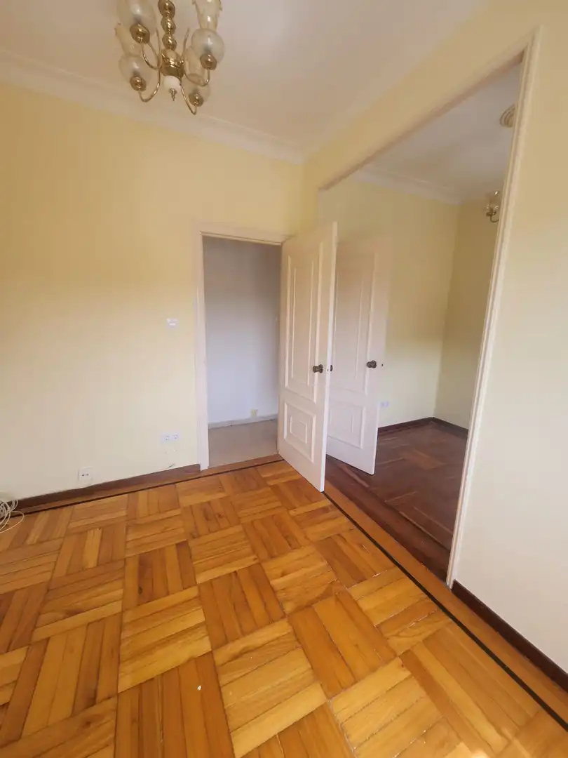 Habitación de Edificio en venta en Narón