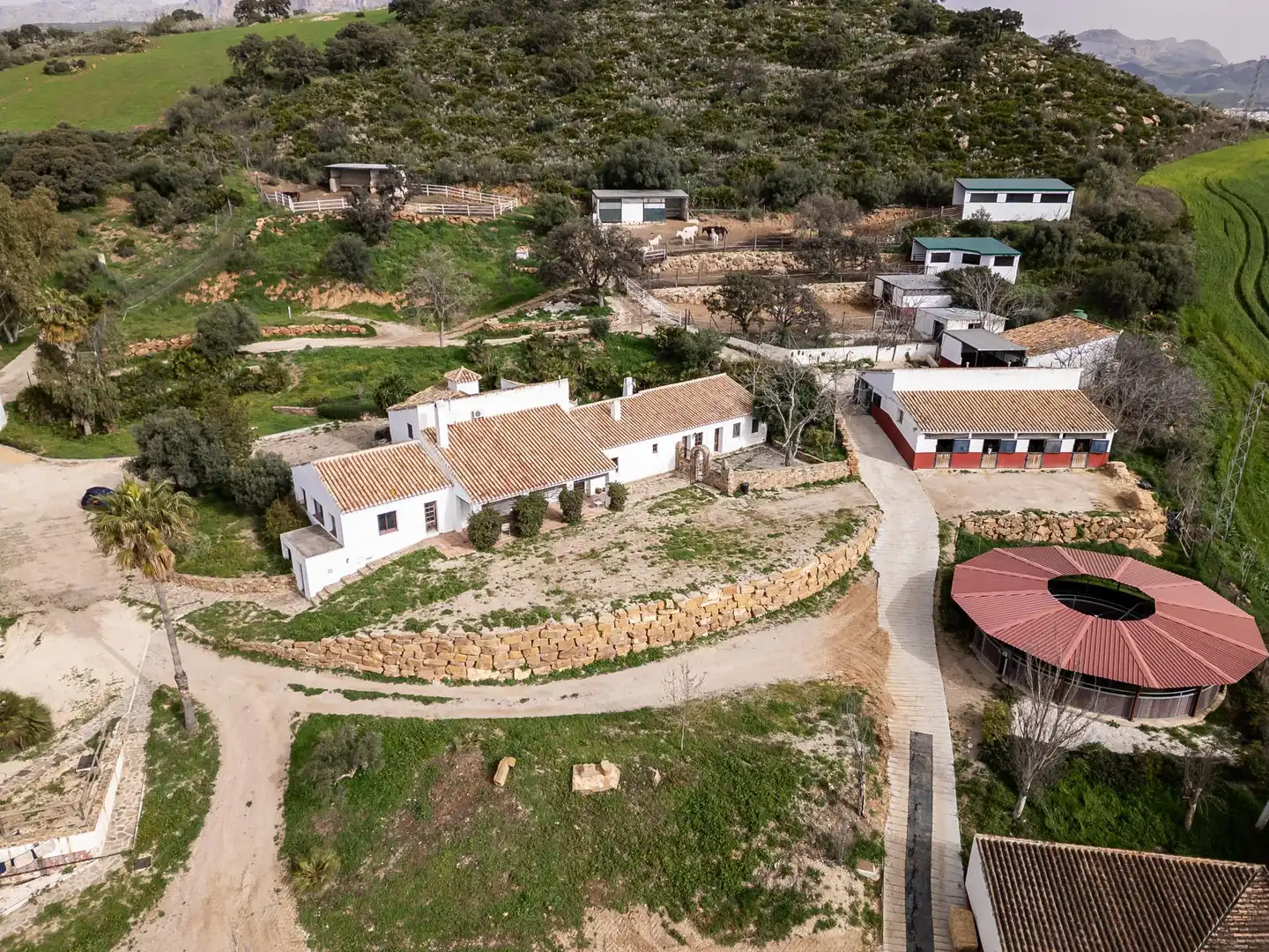 Vista exterior de Finca rústica en venta en Villanueva de la Concepción con Terraza, Piscina y Amueblado