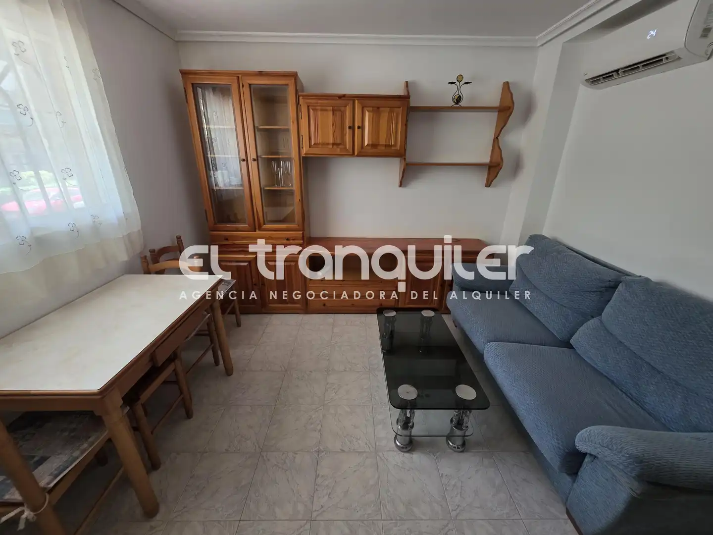 Flat for rent in Calle Escalona, Aluche