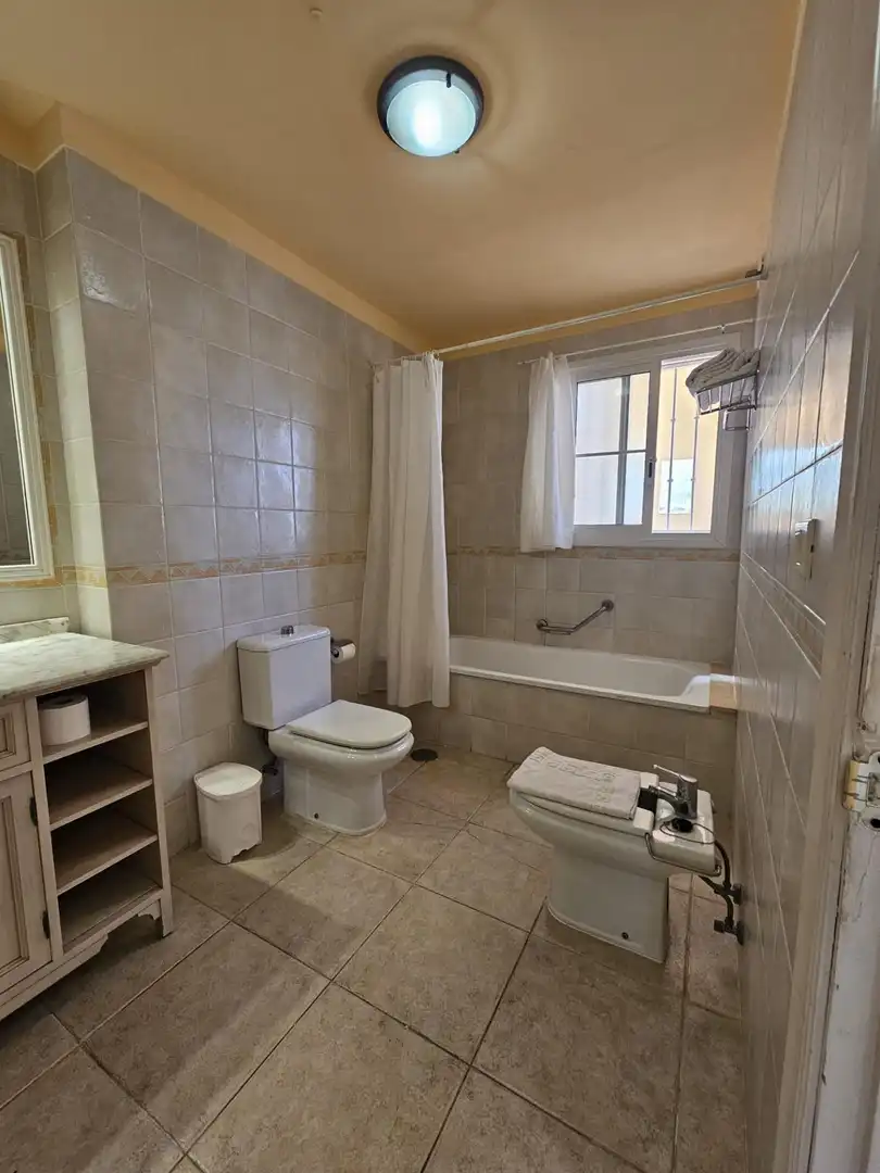 Baño de Ático en venta en Arona con Jardín privado, Terraza y Piscina comunitaria