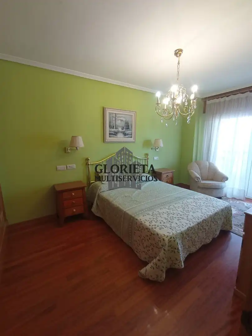 Habitación de Casa adosada en venta en Baiona con Calefacción, Parquet y Terraza