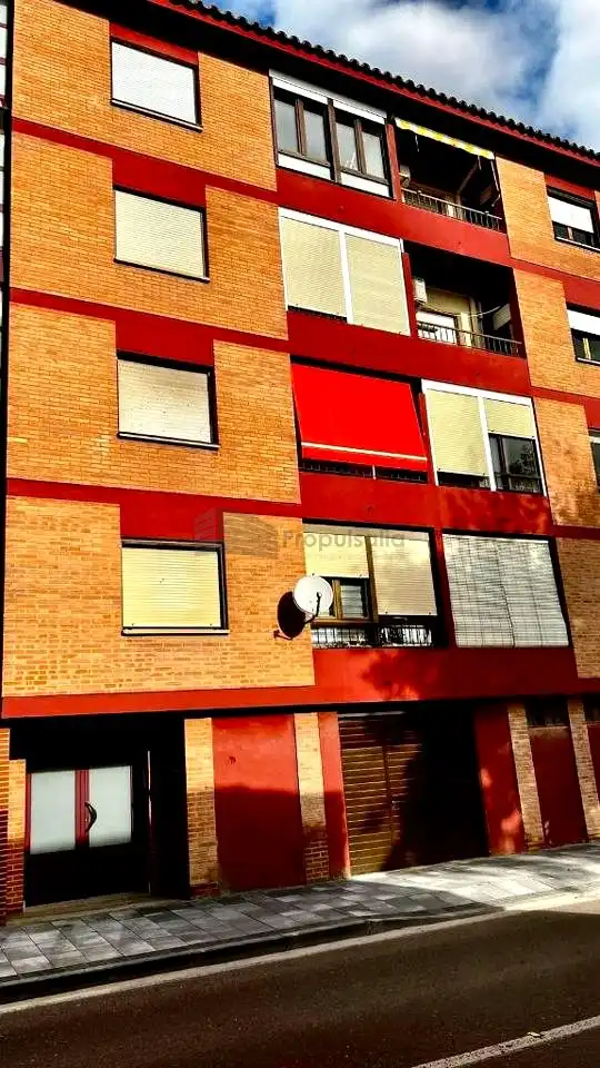 Piso en venta en Navarra, Tarazona