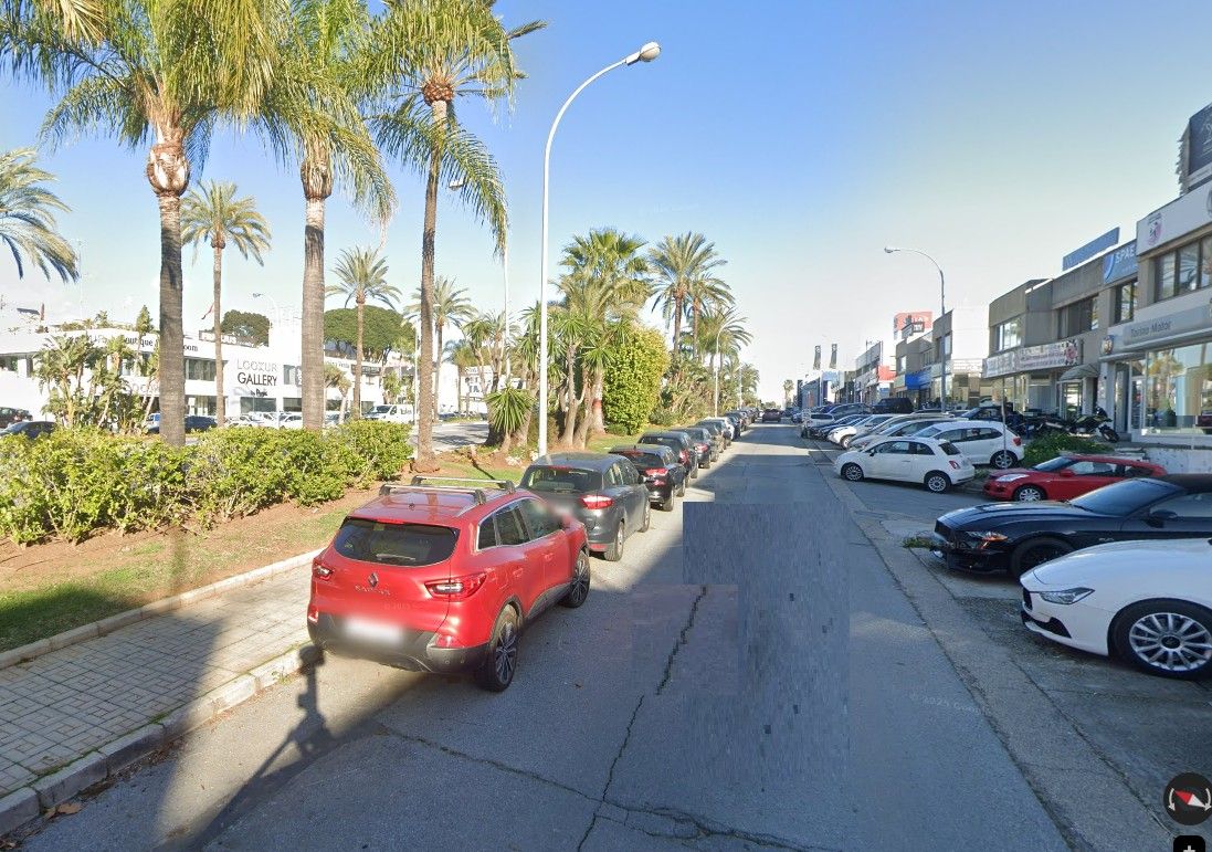 Vista exterior de Nau industrial de lloguer en Marbella