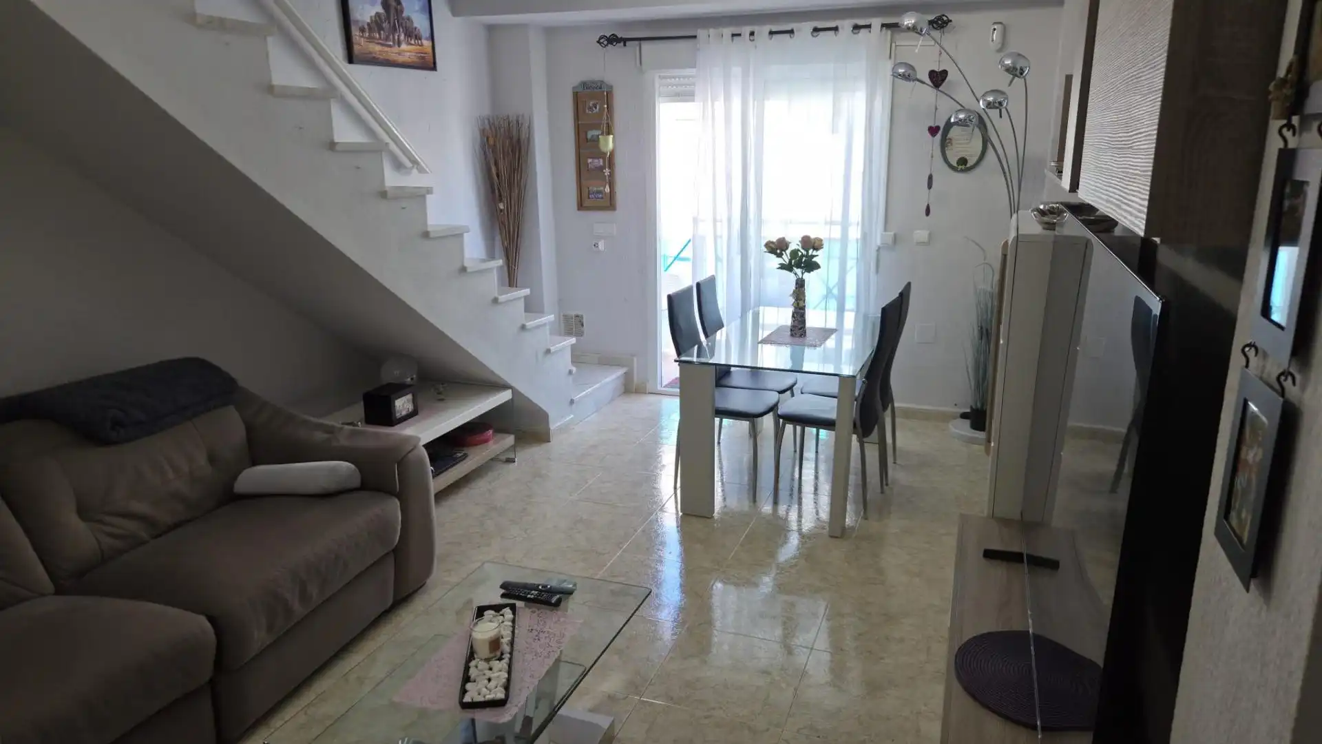 Living room of Attic for sale in Guardamar del Segura  with Air Conditioner, Terrace and Storage room