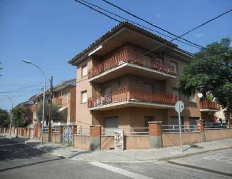 Piso en Venta en C/ Alfons XIII en Parets del Vallès