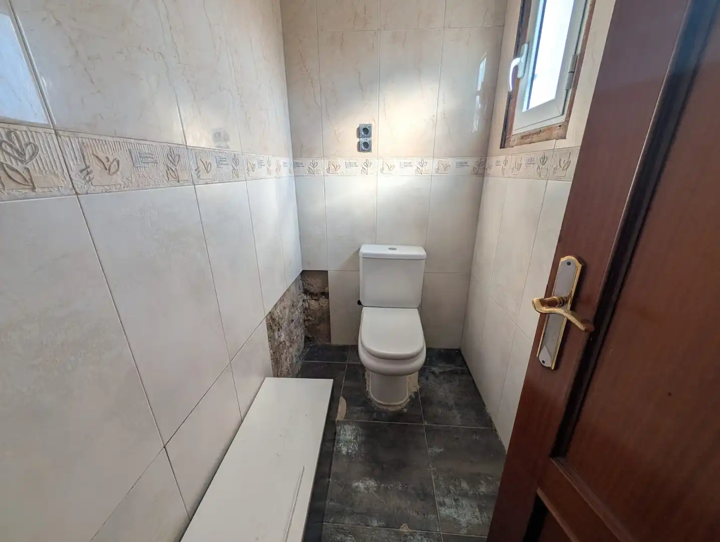 Baño de Casa o chalet en venta en Bellvei con Jardín privado, Terraza y Trastero