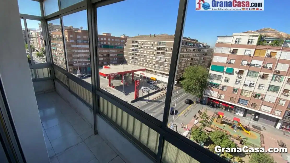 Außenansicht von Wohnung zur untervermieten in Granada mit Klimaanlage, Heizung und Möbliert