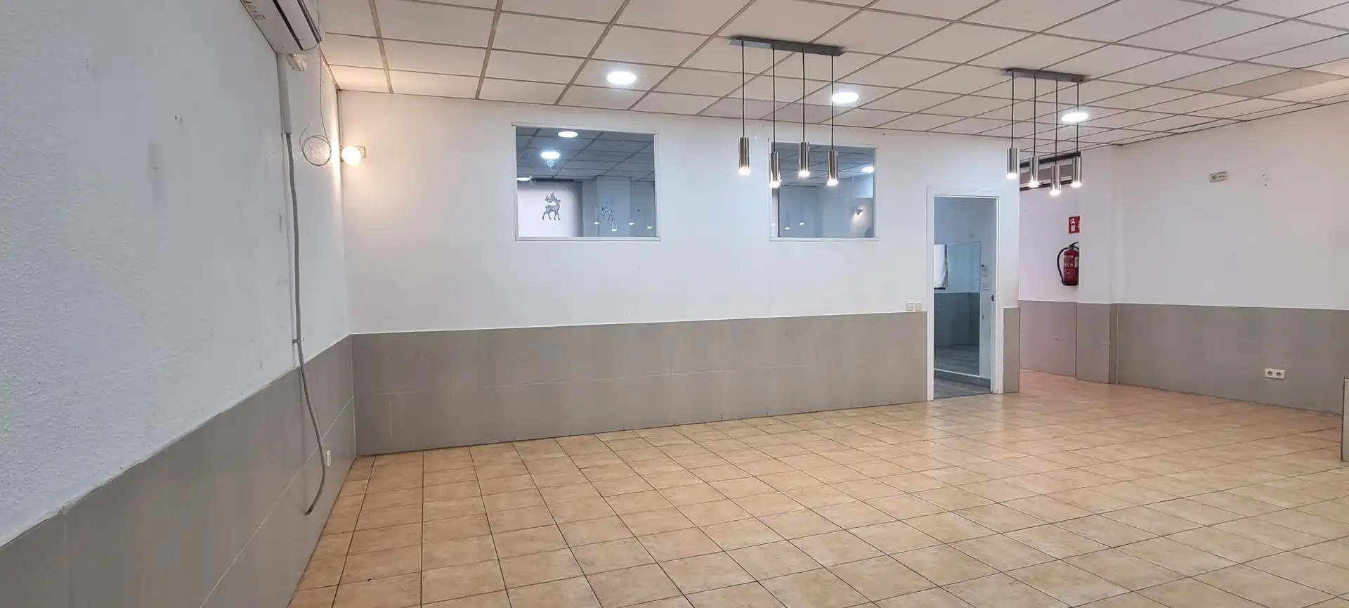Business premises for sale in Calle Lago Blanco, imagen 46