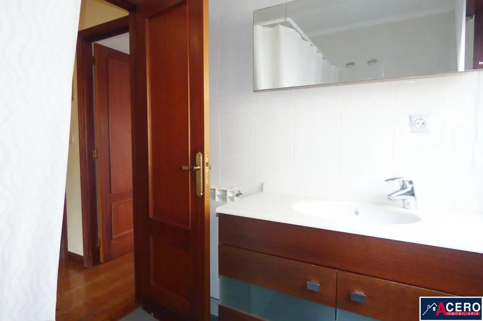 Bathroom of Detached homes for rent in Miengo
