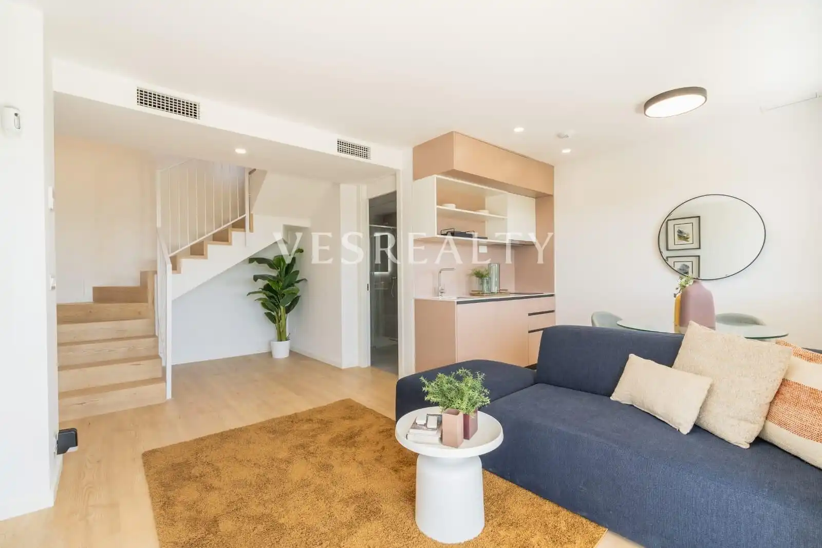 Detached homes for sale in Montebello - Nou Espai