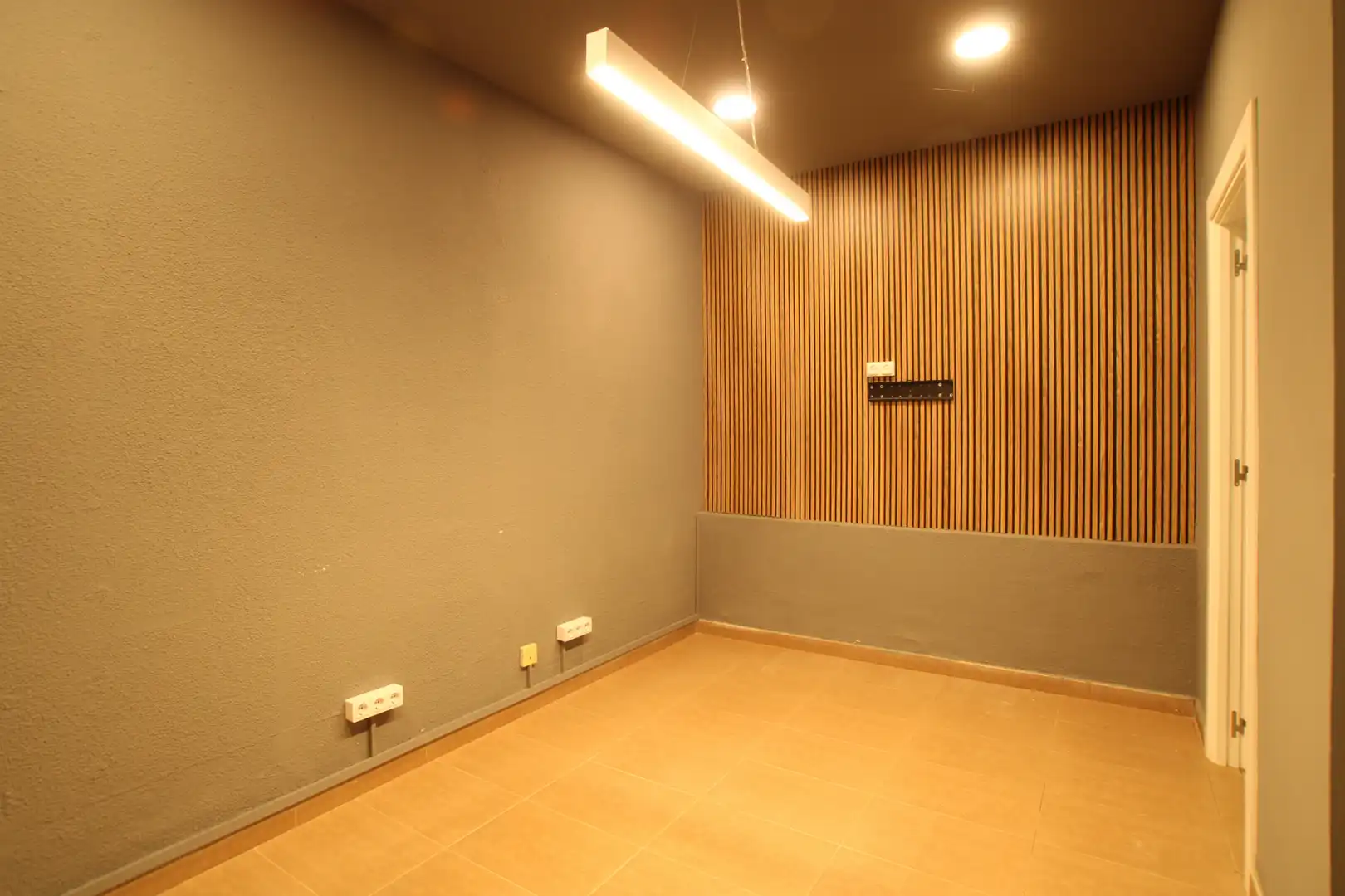 Commercial properties for rent in Argentona