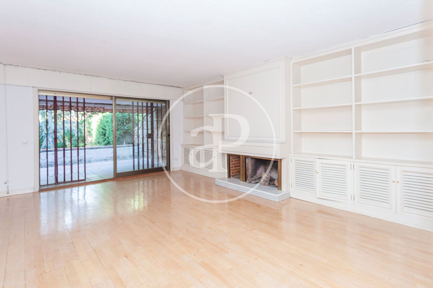Living room of Single-family semi-detached for sale in  Madrid Capital  with Heating, Private garden and Terrace