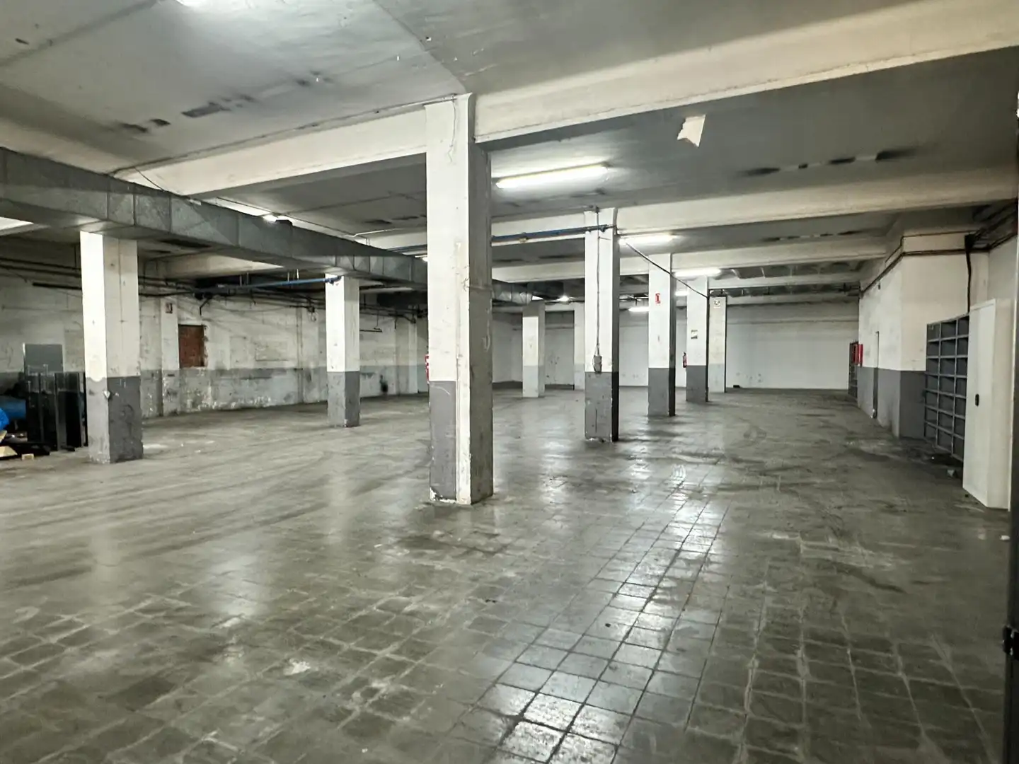 Nave industrial en venta en CERDANYOLA, El Coll