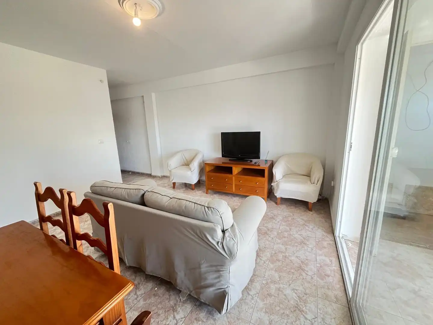 Living room of Flat for rent in Dos Hermanas  with Air Conditioner, Terrace and Furnished