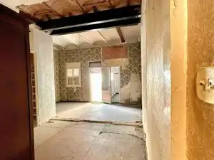 Erdgeschoss zum Verkauf in Badalona mit Privatgarten und Abstellraum