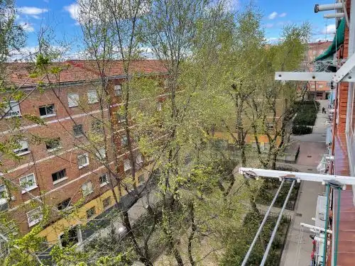 Vista exterior de Piso en venta en Madrid con Aire acondicionado, Calefacción y Terraza