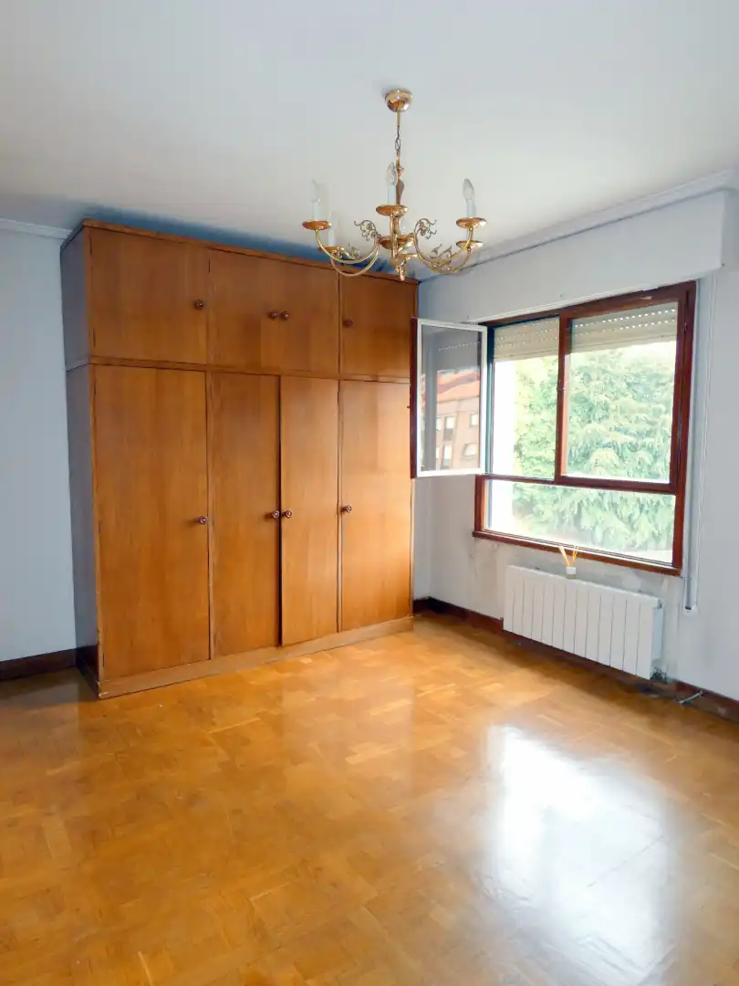 Dormitori de Pis en venda en Otxarkoaga - Txurdinaga