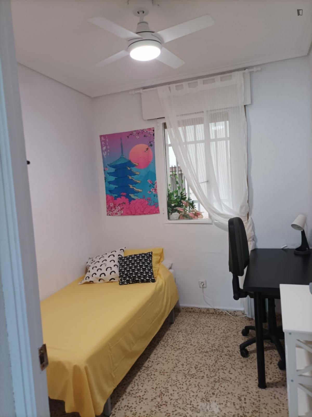 Habitación en El Plantinar – Avda. La Paz - El Juncal