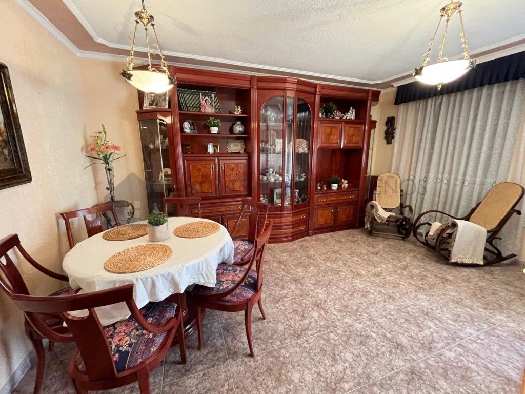 Comedor de Piso en venta en Sax