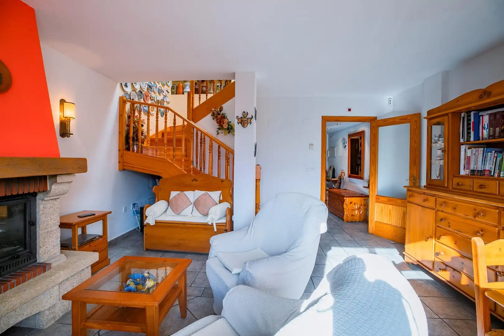 Sala de estar de Dúplex en venta en Biescas con Calefacción, Trastero y Amueblado