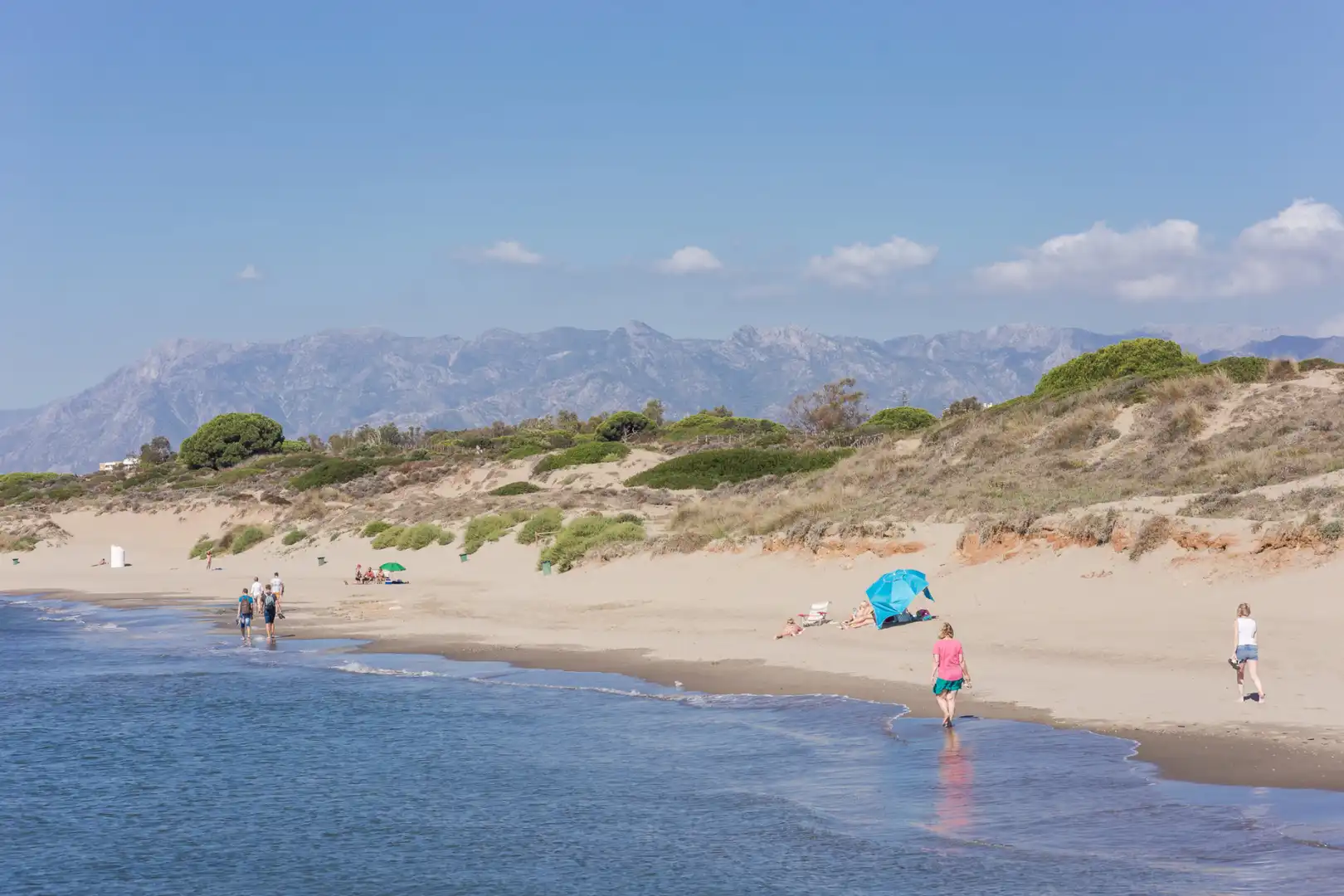 Außenansicht von Wohnung zum Verkauf in Marbella mit Klimaanlage, Heizung und Terrasse