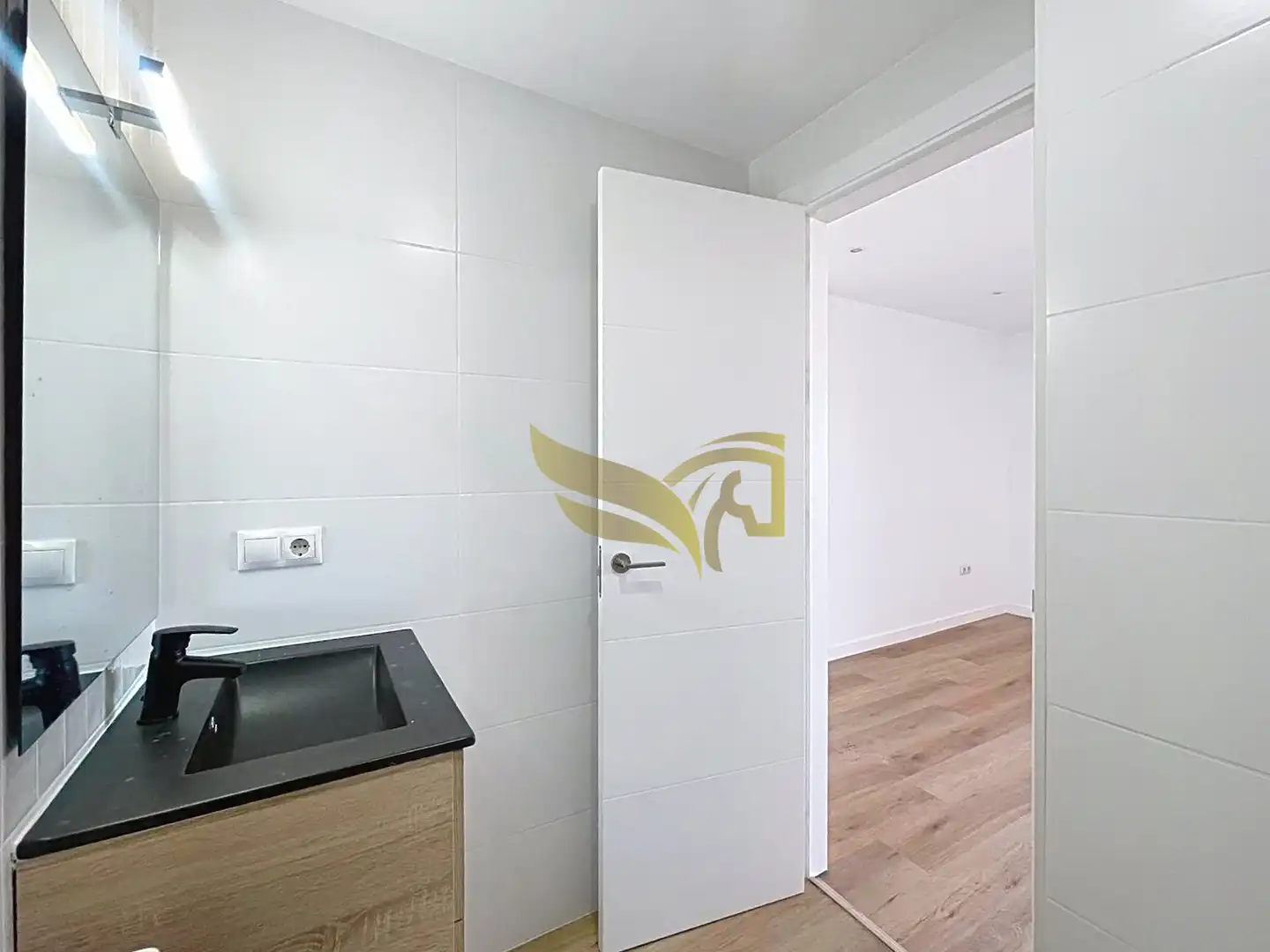 Attic for sale in Sevilla  with Air Conditioner, Heating and Terrace