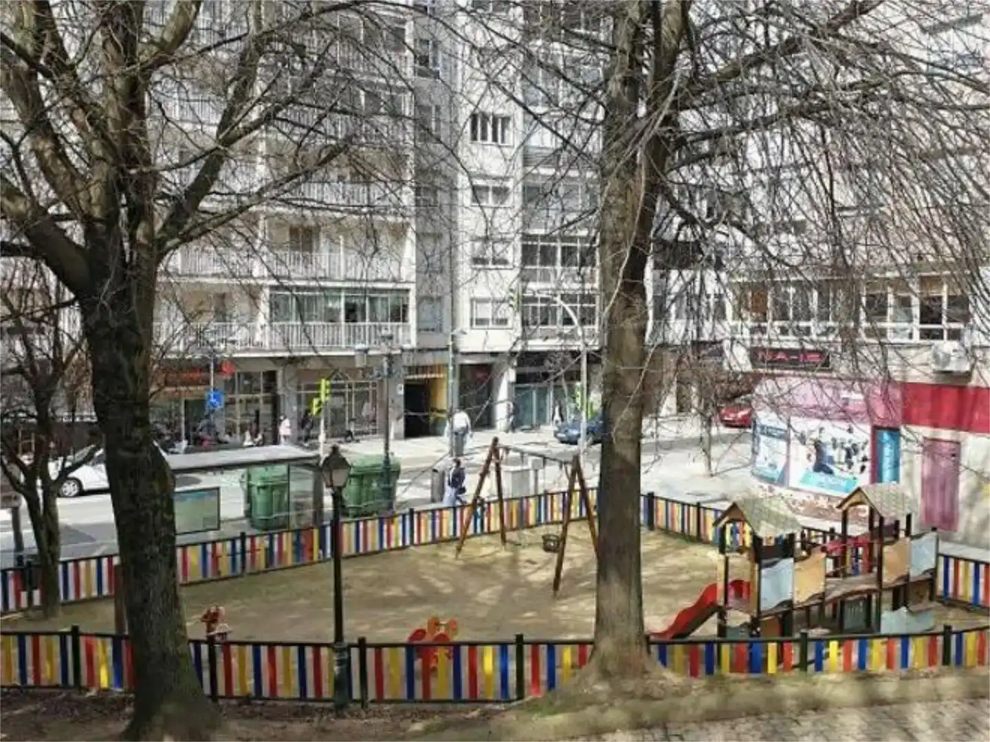Außenansicht von Wohnung zur Miete in Vigo  mit Privatgarten, Parkett und Möbliert