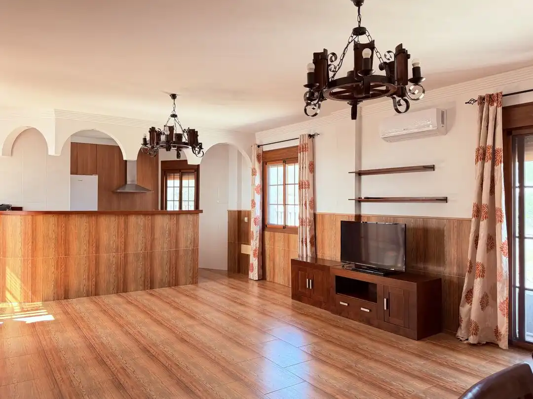 Sala de estar de Casa o chalet de alquiler en Periana con Terraza y Piscina