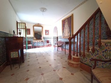 Casa bifamiliare con balcone in vendita a Calle Alcaldesa María Regla Jiménez