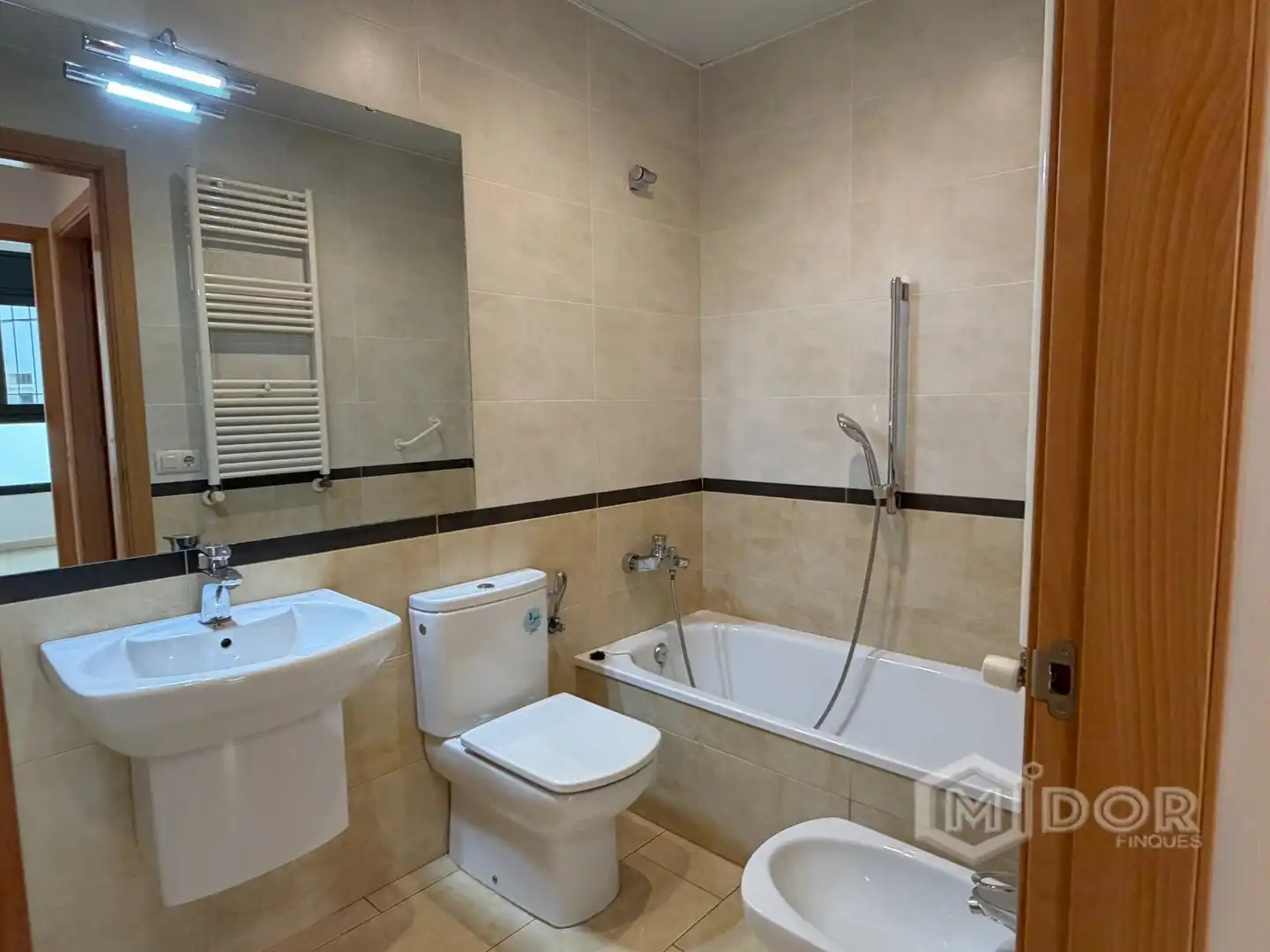 Flat with lift for sale in Carrer de Santa Magdalena 98, imagen 16