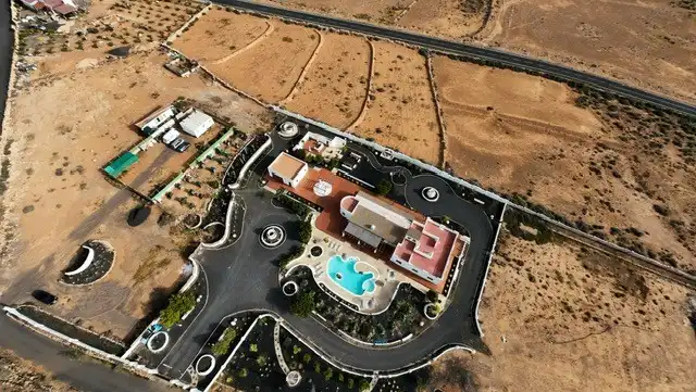 Vista exterior de Casa o chalet en venta en Antigua con Jardín privado, Terraza y Piscina