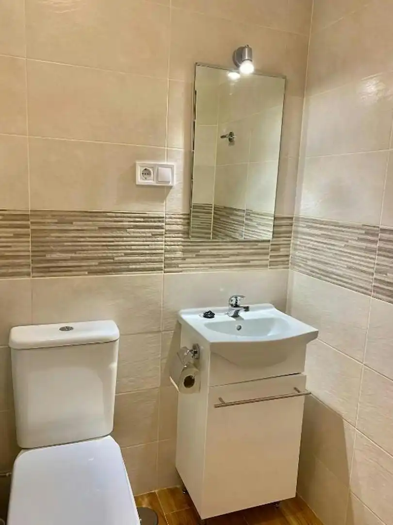 Baño de Piso de alquiler en Madrid con Aire acondicionado, Calefacción y Amueblado