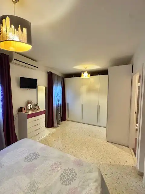 Habitación de Piso en venta en Sevilla con Aire acondicionado
