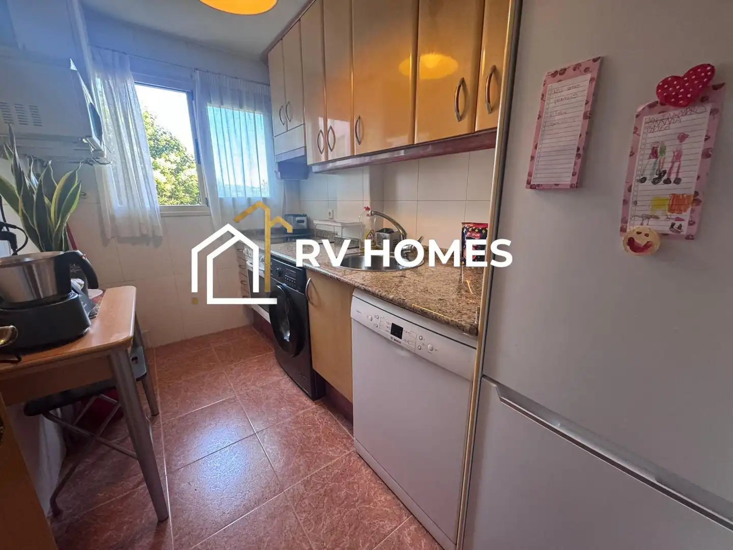 Cocina de Piso de alquiler en Cáceres con Aire acondicionado, Calefacción y Jardín privado