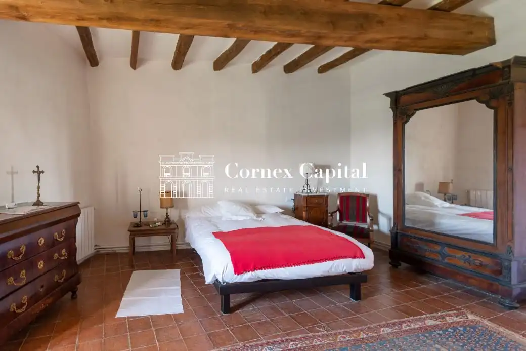 Habitación de Finca rústica de alquiler en Rupià con Aire acondicionado, Calefacción y Jardín privado