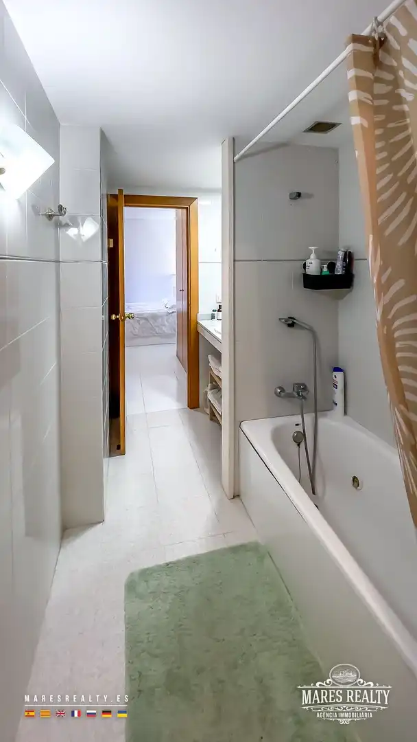 Baño de Piso en venta en Lloret de Mar con Aire acondicionado, Calefacción y Terraza