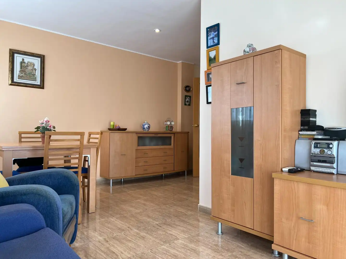 Sala d'estar de Apartament en venda en Sant Pere Pescador amb Aire condicionat, Calefacció i Balcó